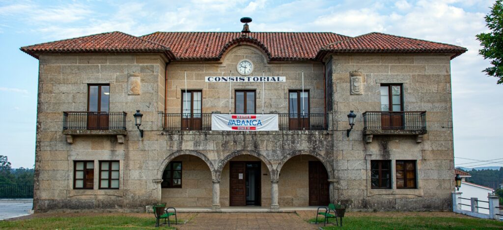 Concello zas non o peche abanca