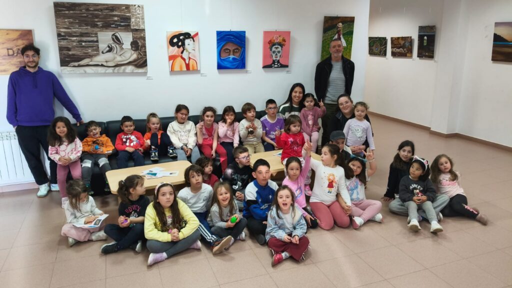 FOTO BAIO Zas clausura os campamentos de Semana Santa nos que participaron máis de 60 nenos e nenas