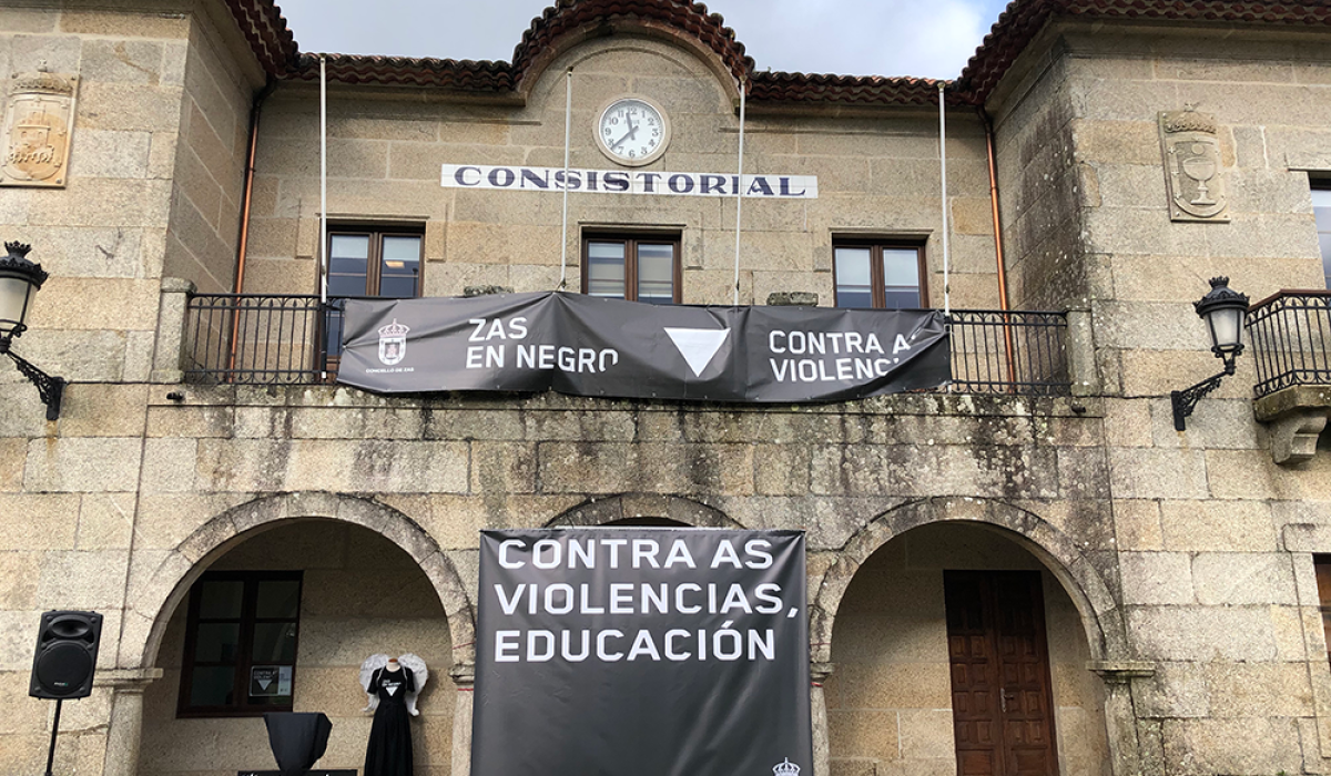 25N_Casa_do_Concello_de_Zas