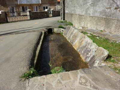 LAVADORIO_A_RENTES_DA_IGREXA_DE_ROMA[fotoEDR]