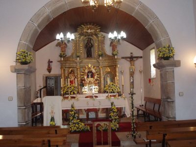 altar_maior_e_arco_trunfal._(Foto_EDR)
